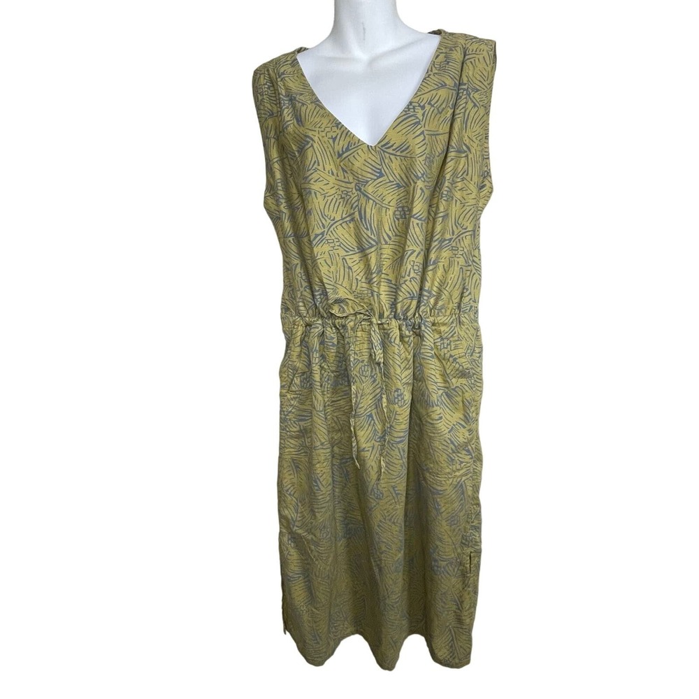 Sleeveless V-Neck Printed Sundress in Olive Yellow - Picture 2 of 12